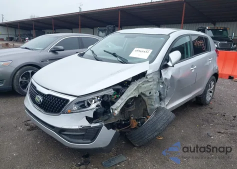 2016 Kia Sportage Lx z USA, uszkodzony, nr VIN KNDPBCAC0G7845189